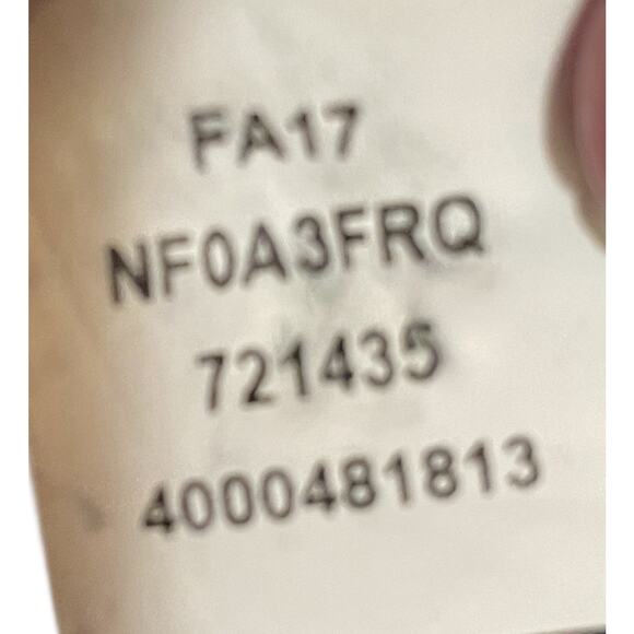 Woman’s Black 2017 North Face Large W Foil Jumbo Logo Hoodie W Pocket NWT READ - Picture 14 of 16